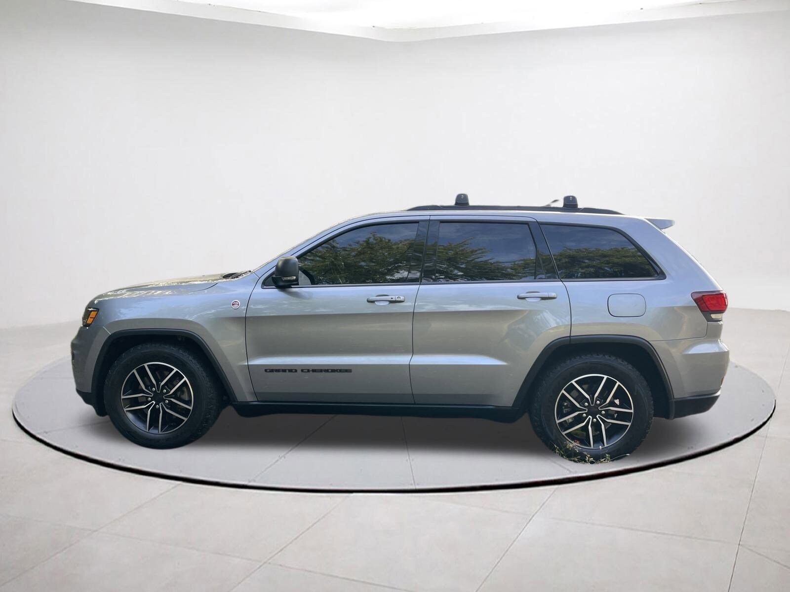 2021 Jeep Grand Cherokee Trailhawk photo 4