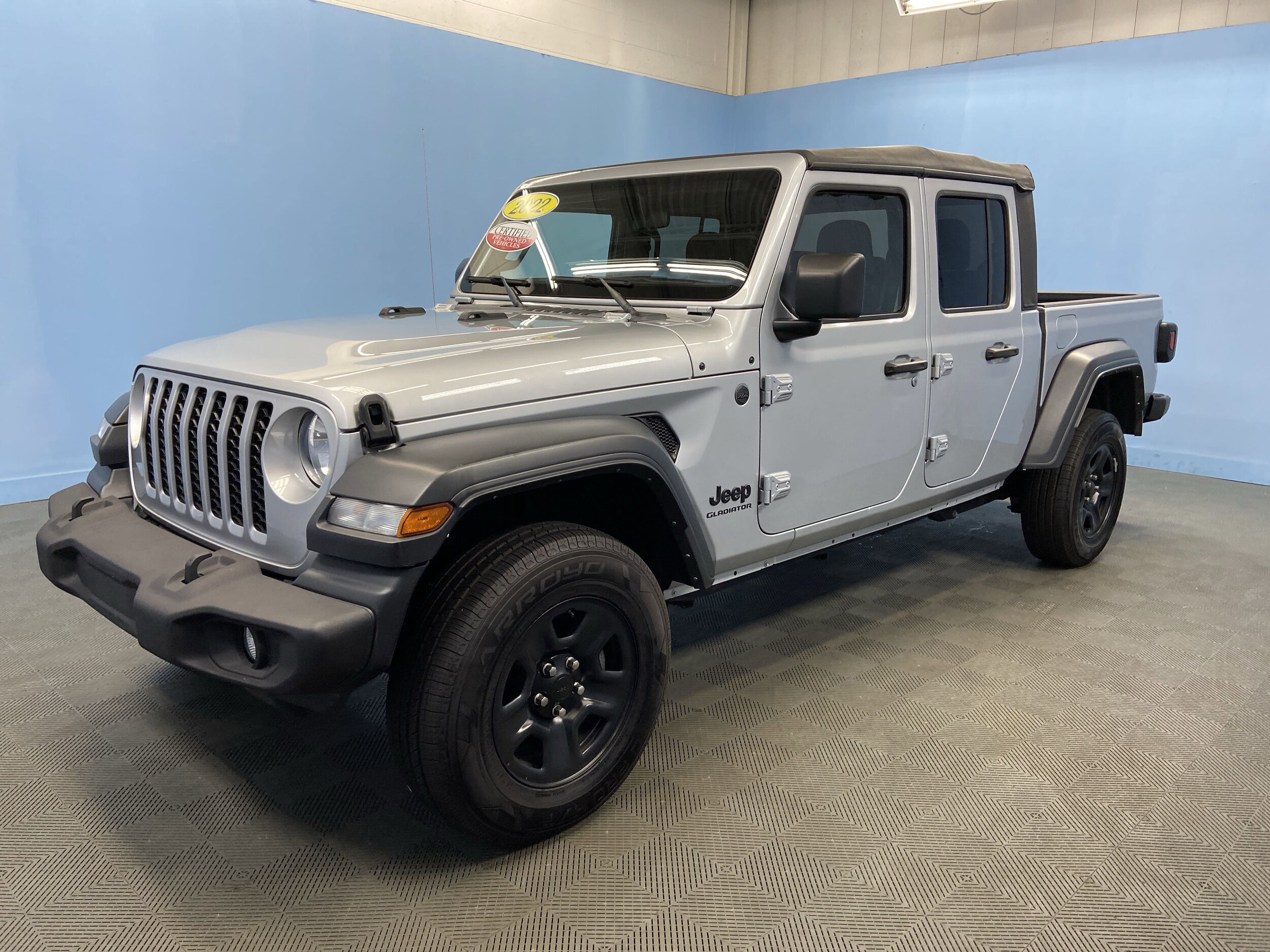 2022 Jeep Gladiator Sport photo 3