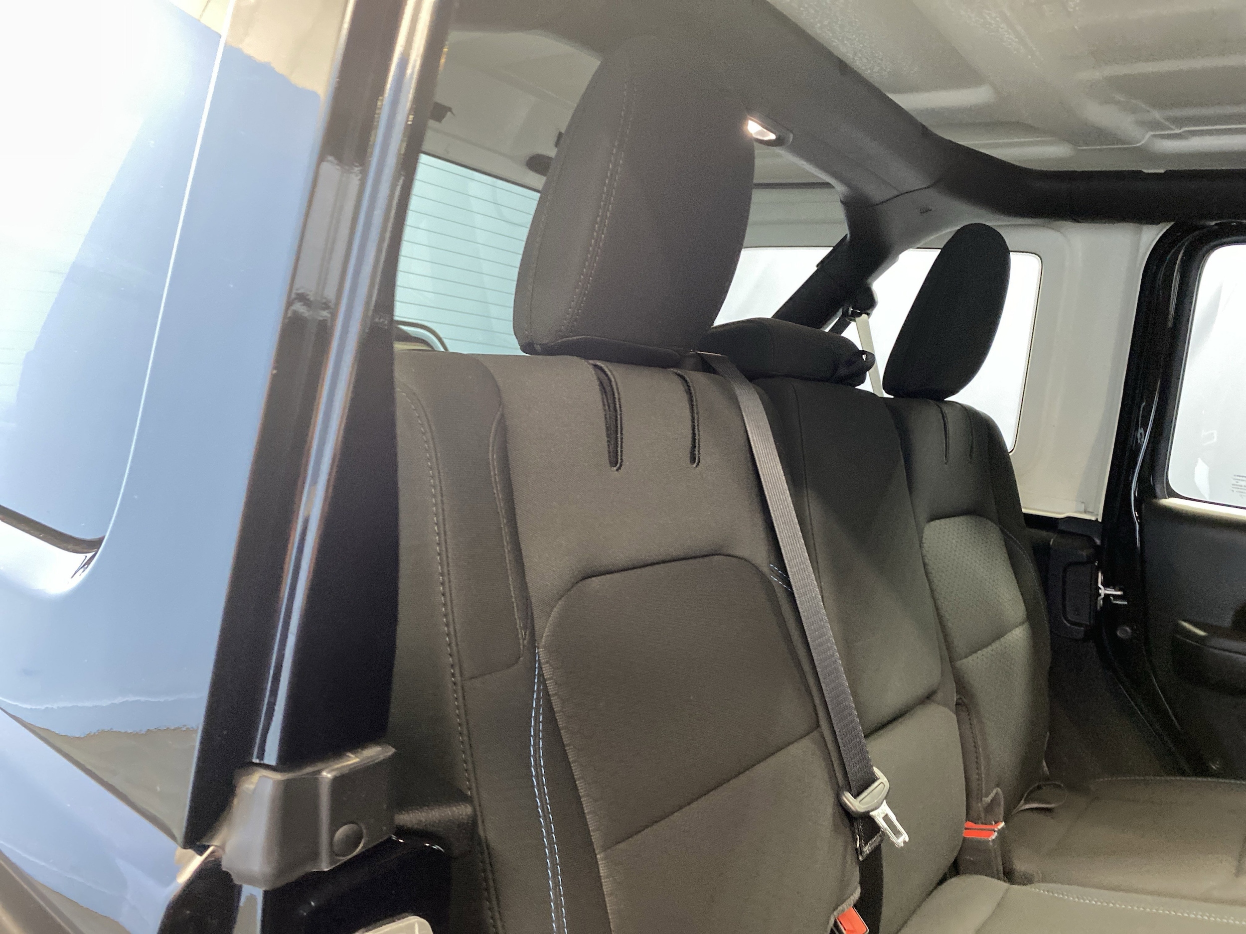2022 Jeep Wrangler Unlimited Rubicon 4XE - Photo 37