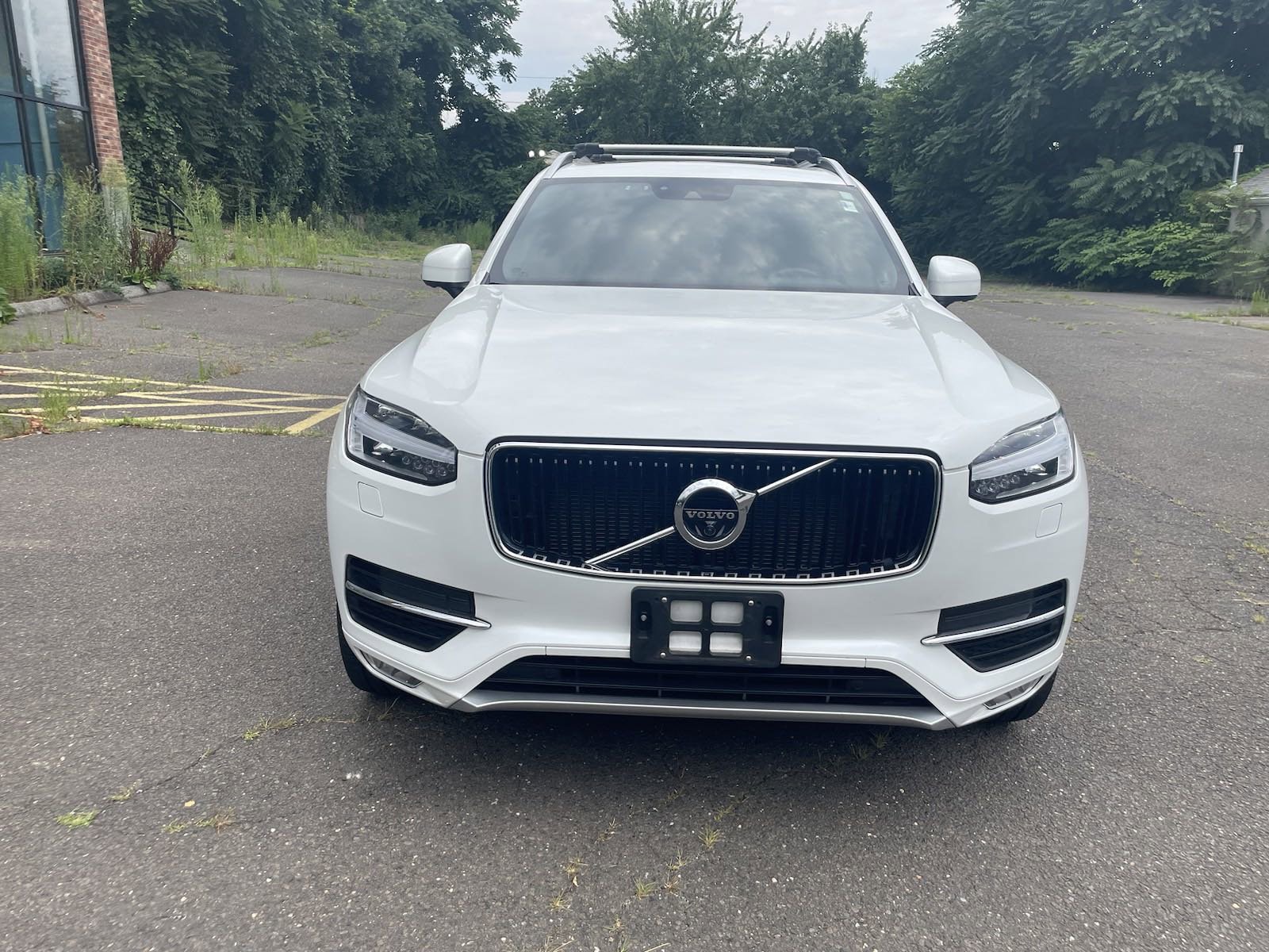 Used 2018 Volvo XC90 Momentum with VIN YV4102PK3J1351937 for sale in Fairfield, CT