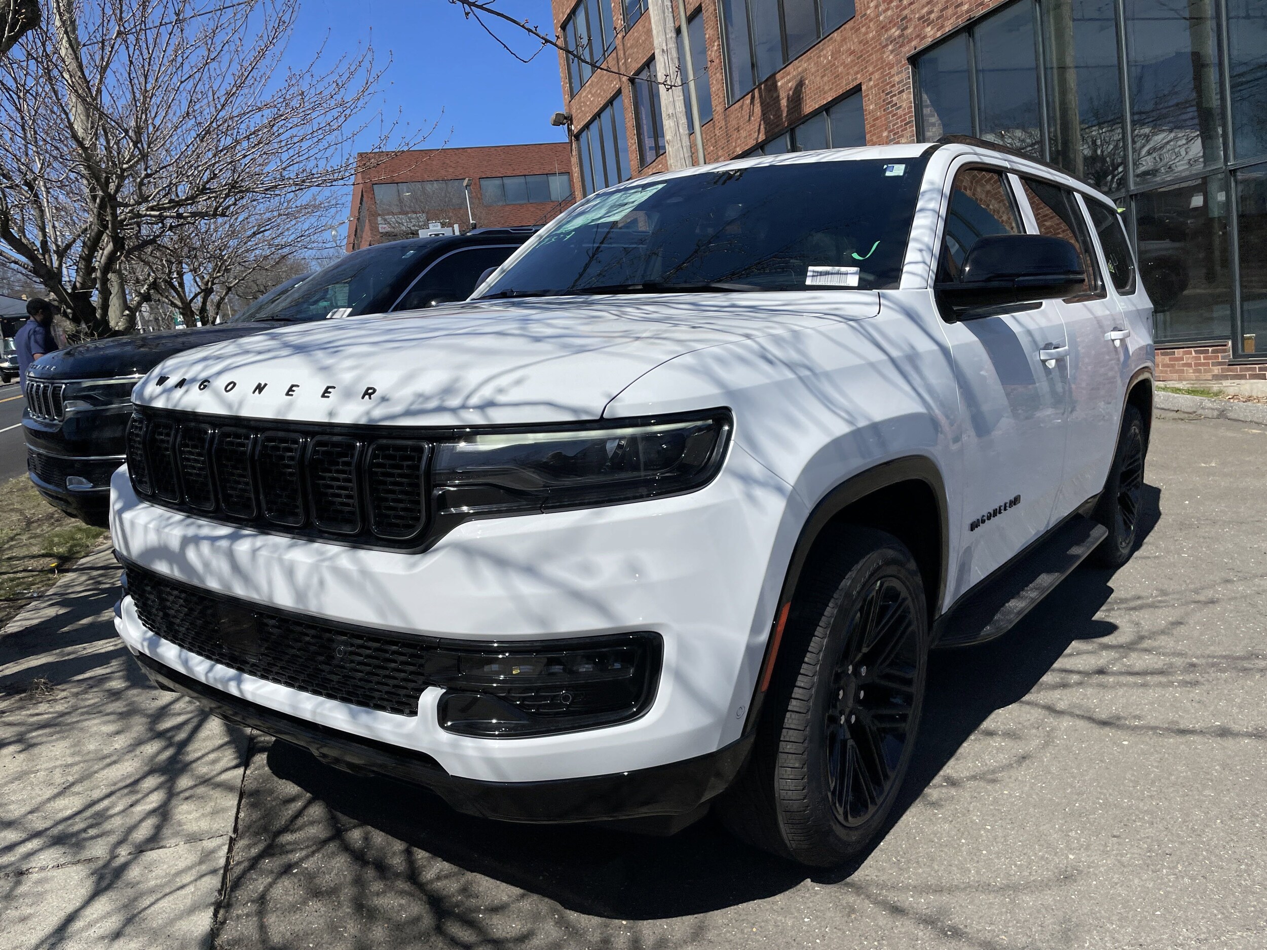 2025 Jeep Wagoneer Series II Carbide photo 3