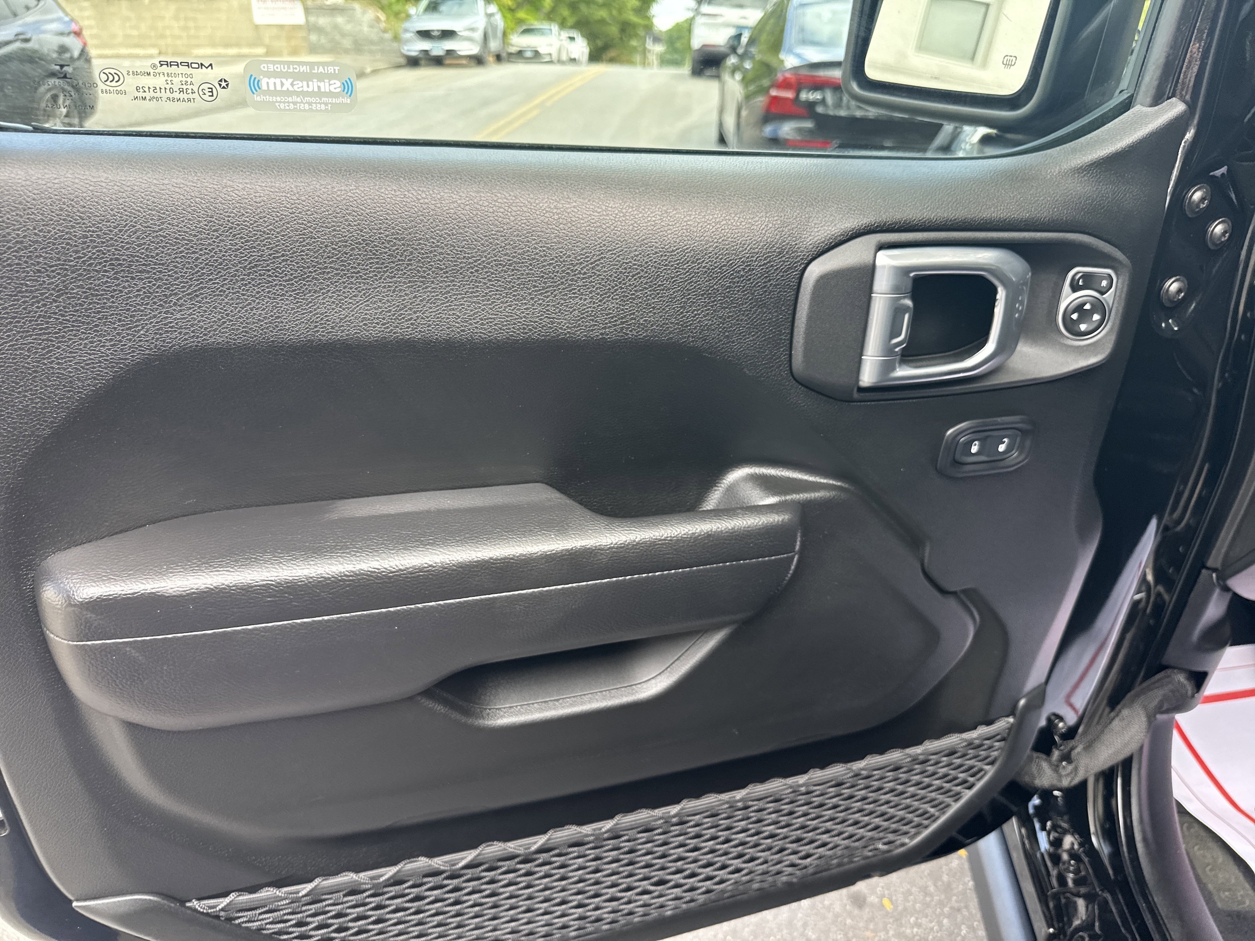 2022 Jeep Wrangler Unlimited Rubicon 4XE - Photo 25