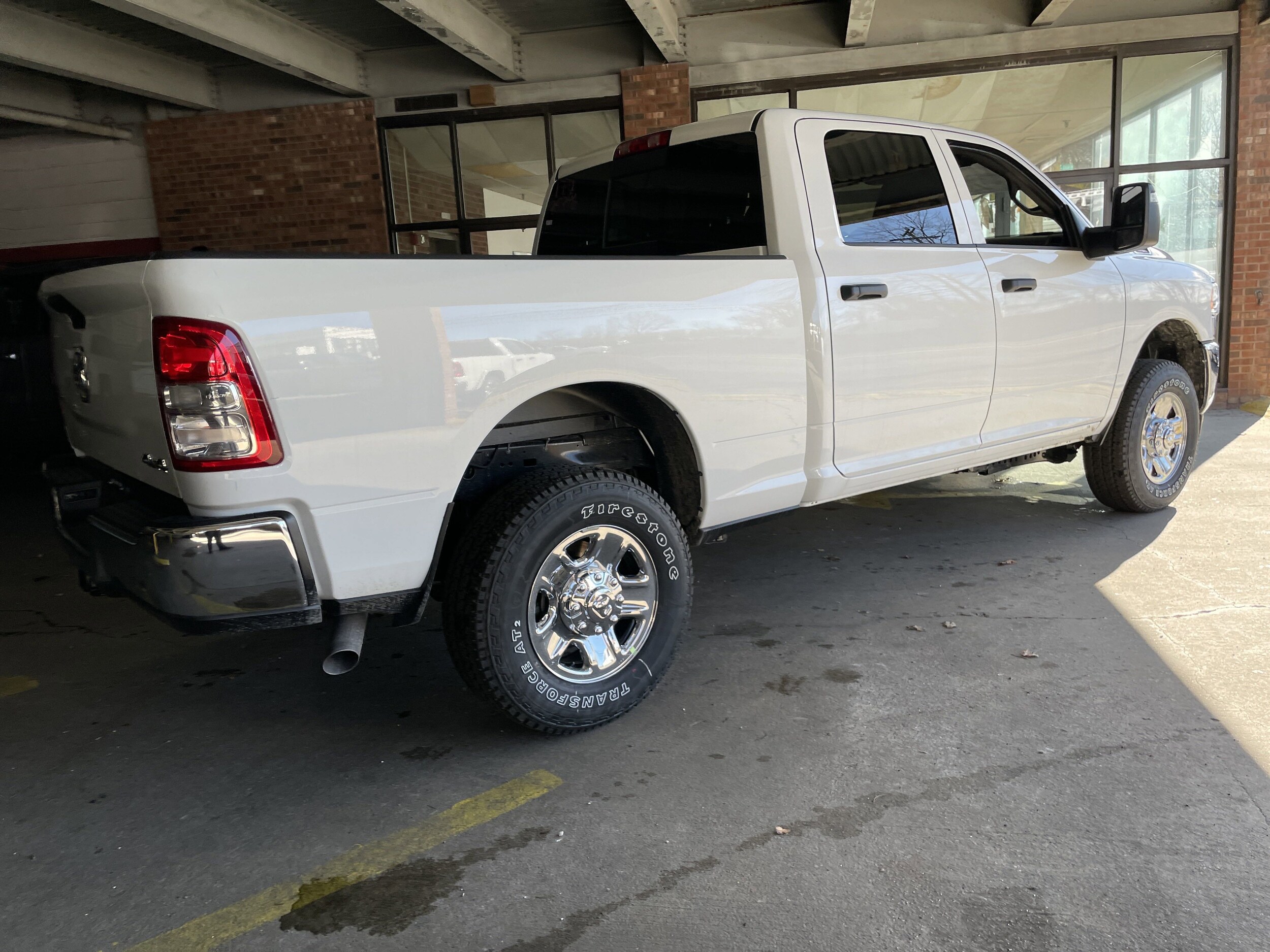 2024 Ram 2500 Tradesman photo 3
