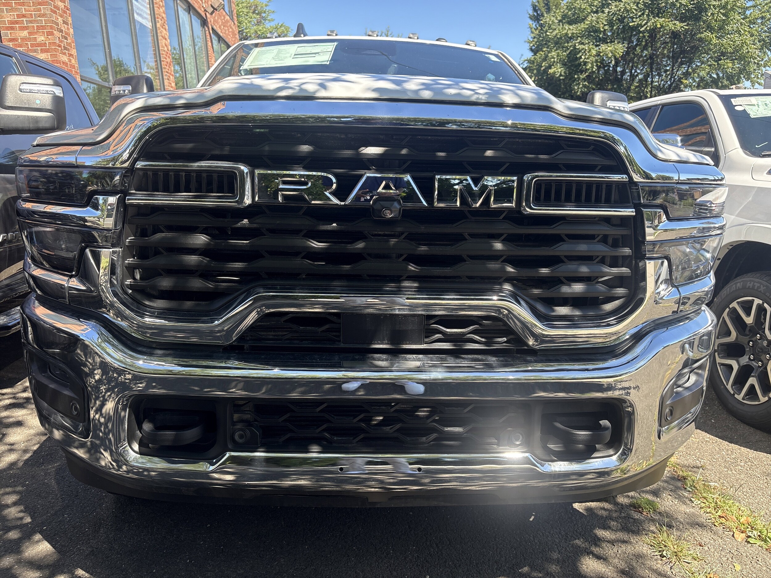 2025 Ram 3500 Tradesman photo 2