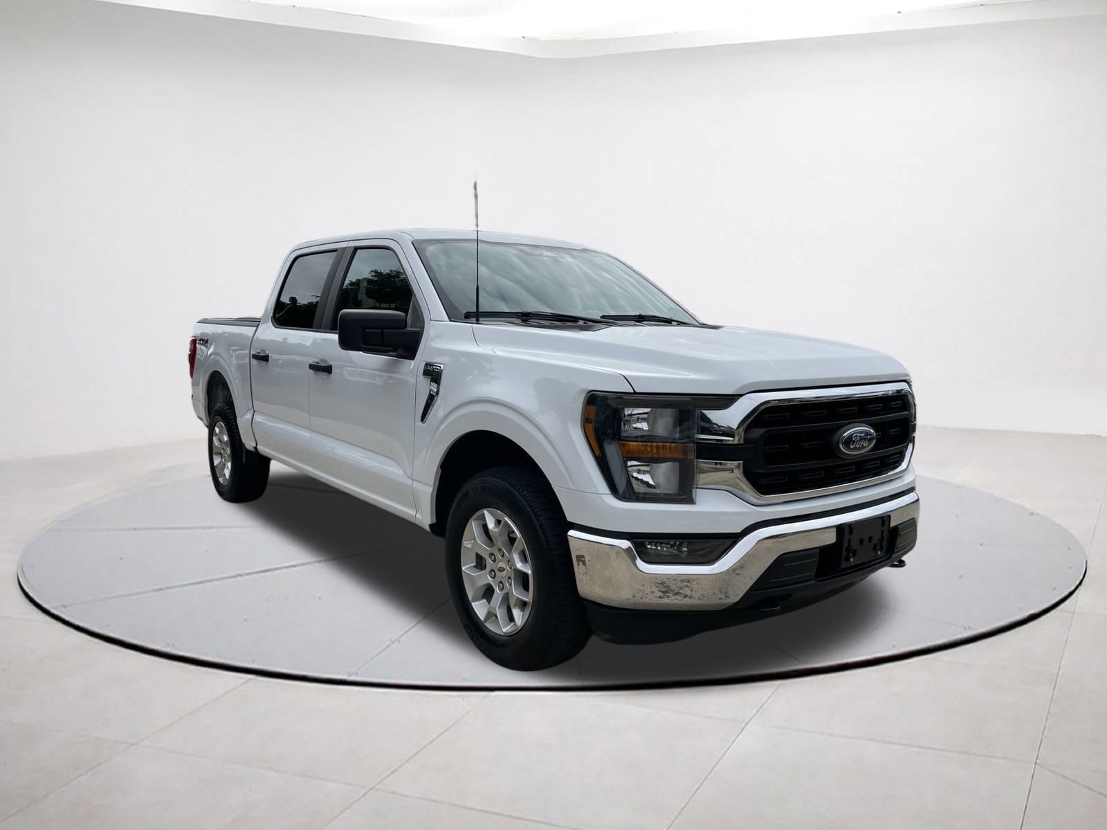 2023 Ford F-150 XLT's photo
