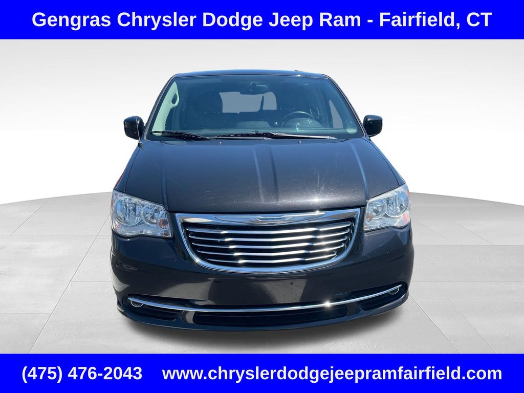 Used 2015 Chrysler Town & Country Touring with VIN 2C4RC1BGXFR676677 for sale in Fairfield, CT