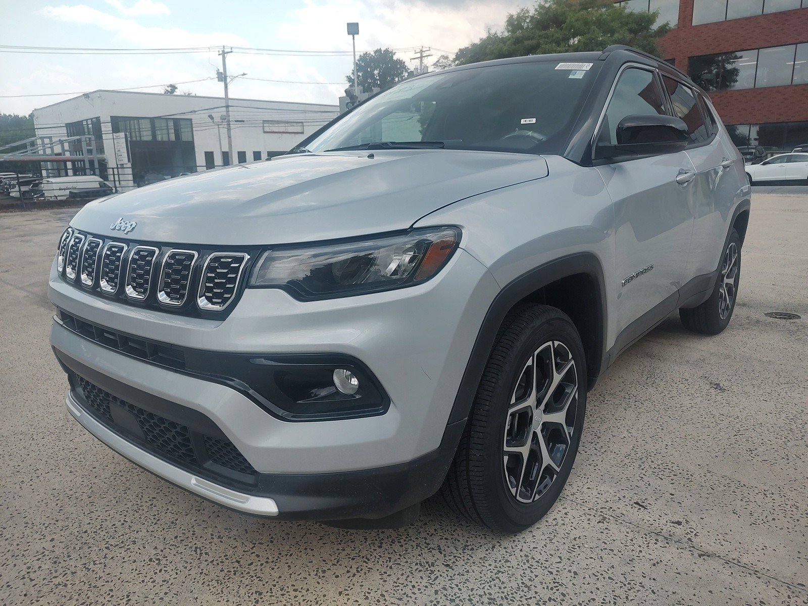 2024 Jeep Compass Limited photo 3
