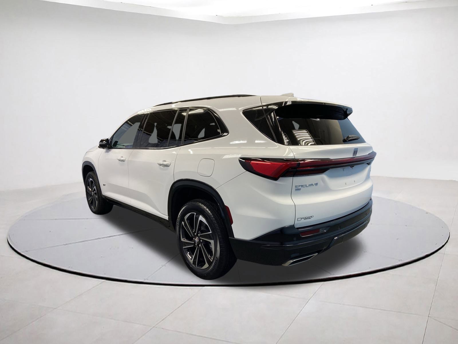 2025 Buick Enclave Sport Touring photo 4