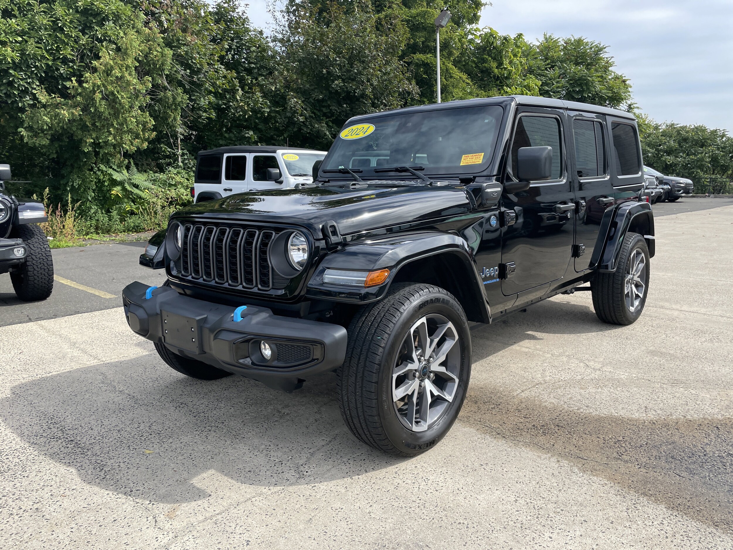 2024 Jeep Wrangler 4xe Sport S photo 2