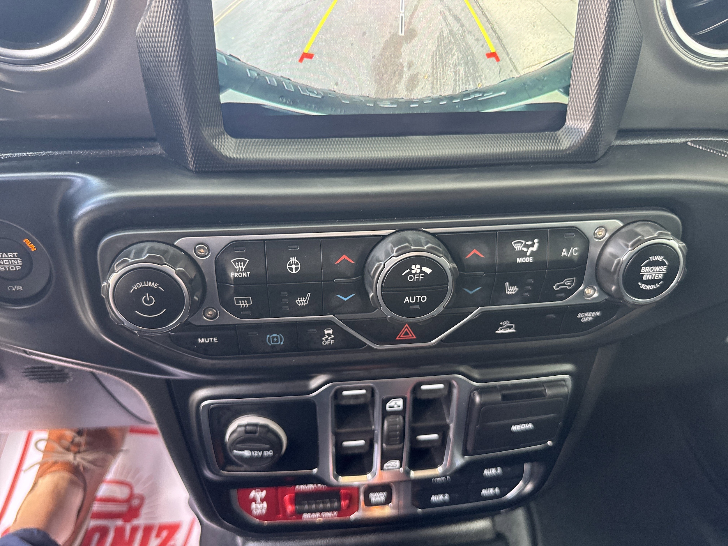 2022 Jeep Wrangler Unlimited Rubicon 4XE - Photo 36