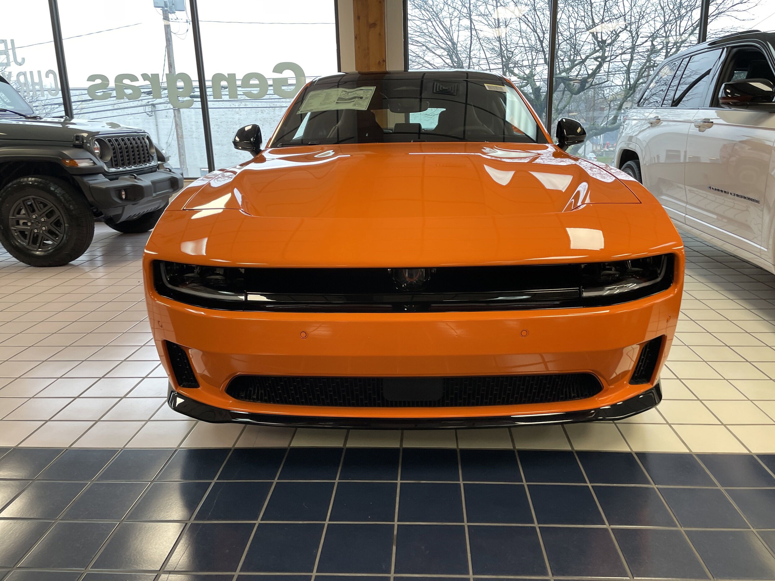 2025 Dodge Charger Daytona Scat Pack photo 2