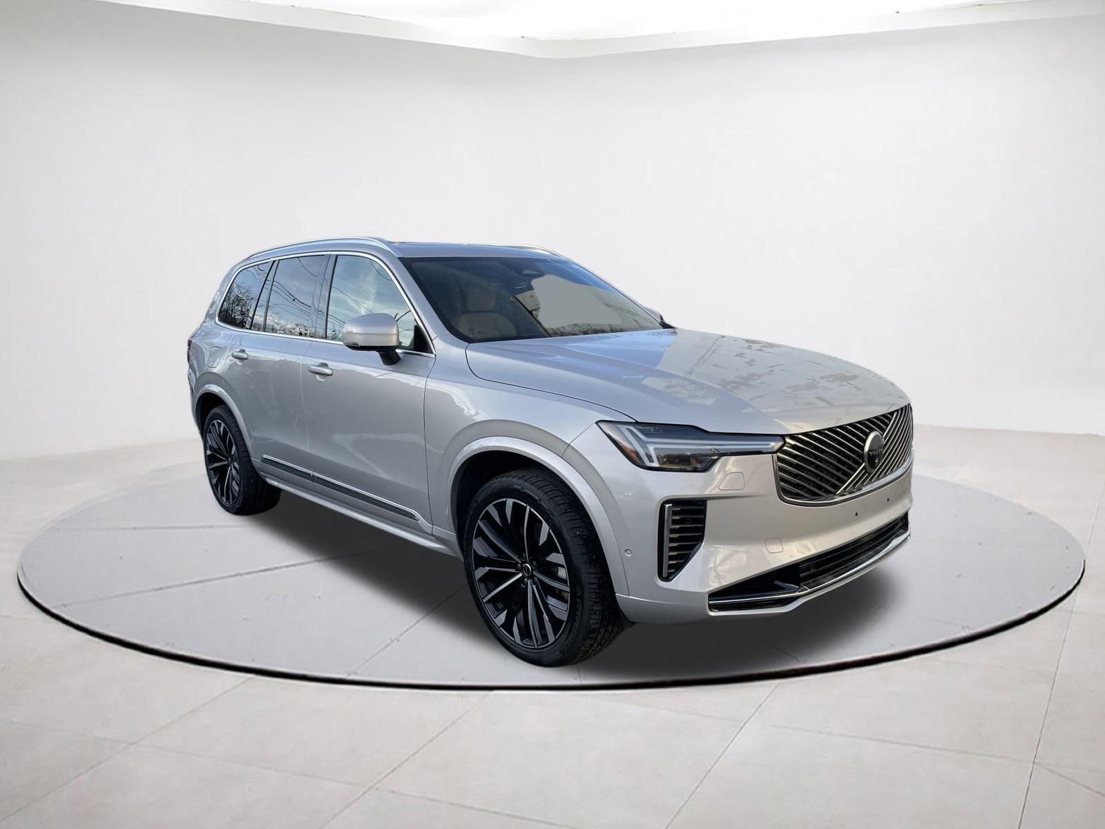 2025 Volvo XC90 2025.5 B6 AWD Plus 7-Seater 