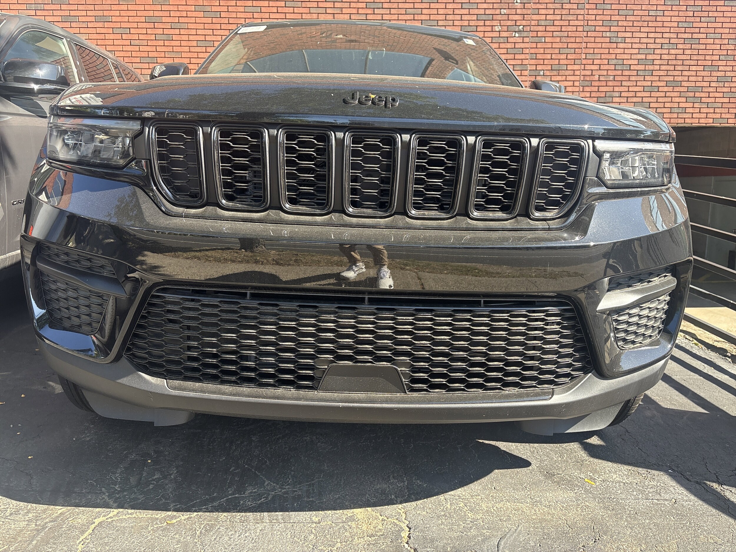 2025 Jeep Grand Cherokee Altitude X photo 2