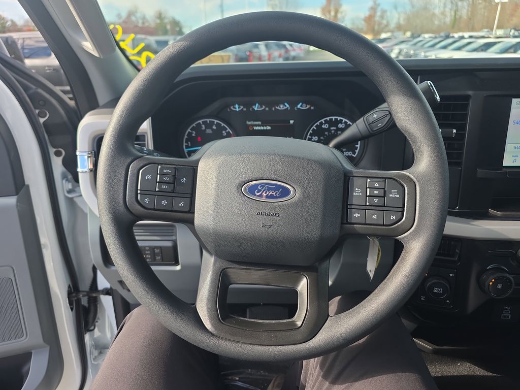 2026 Ford F-350 Super Duty XL - Photo 29