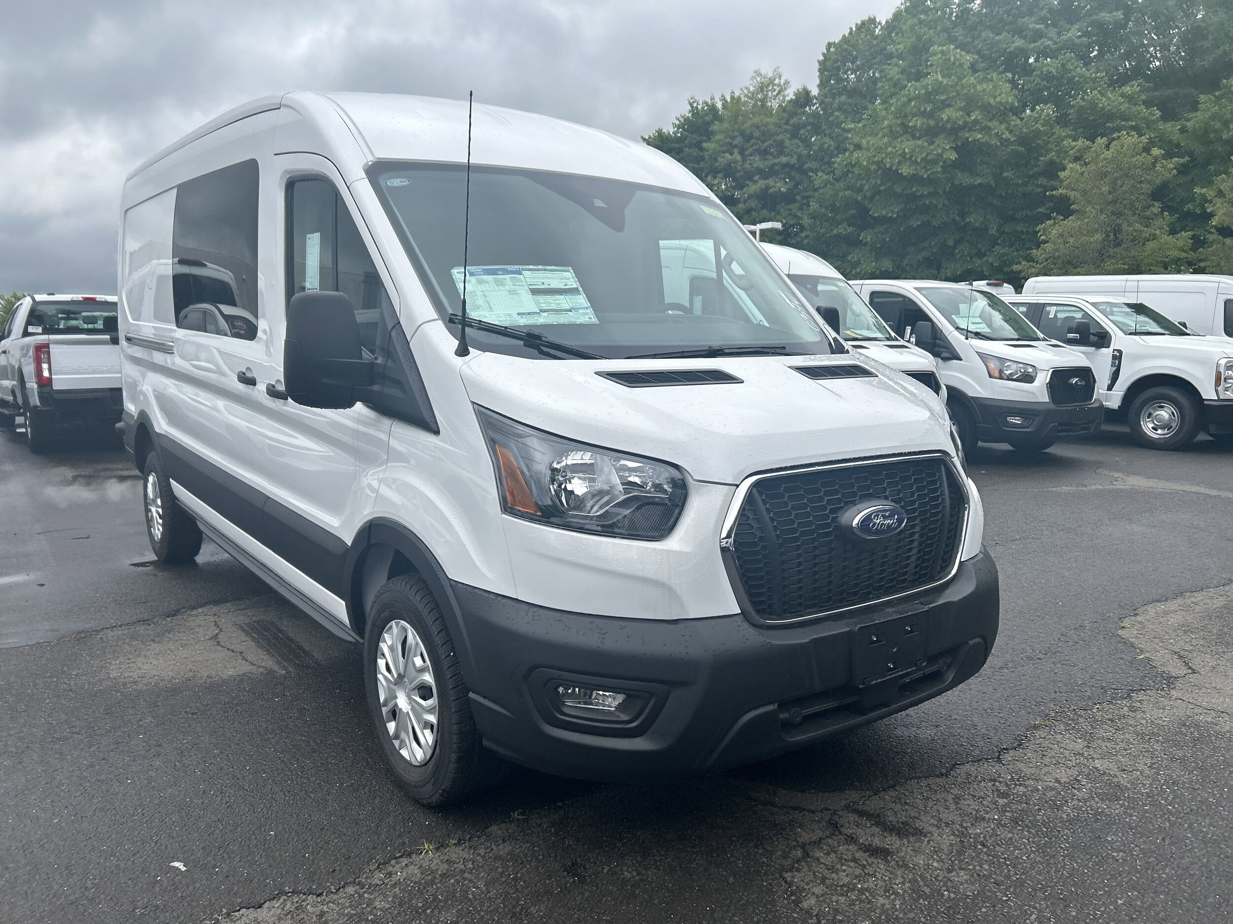 2024 Ford Transit photo 2