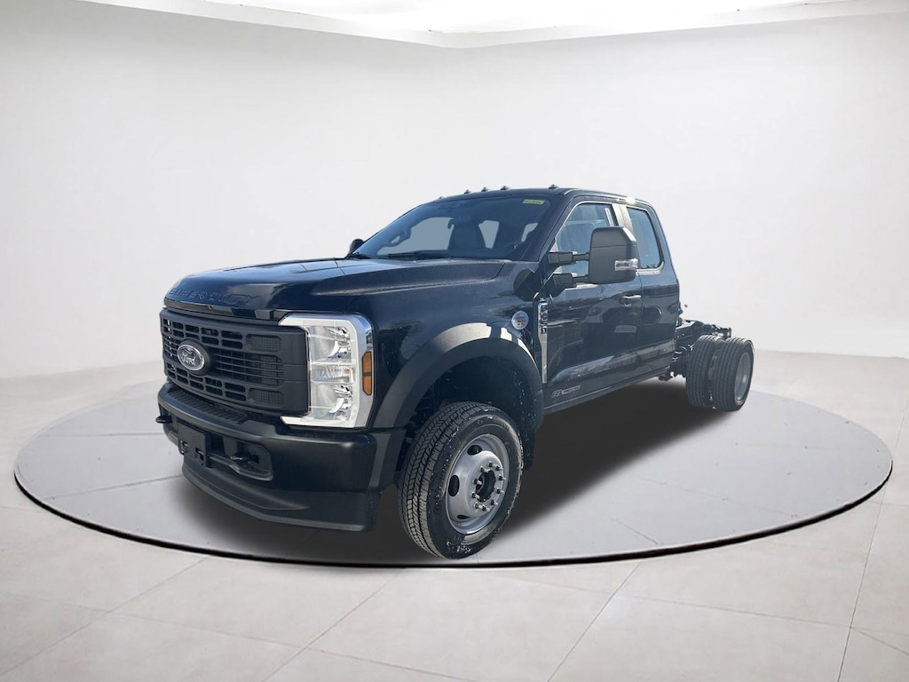 New 2025 Ford F-450 Chassis XL Truck Super Cab