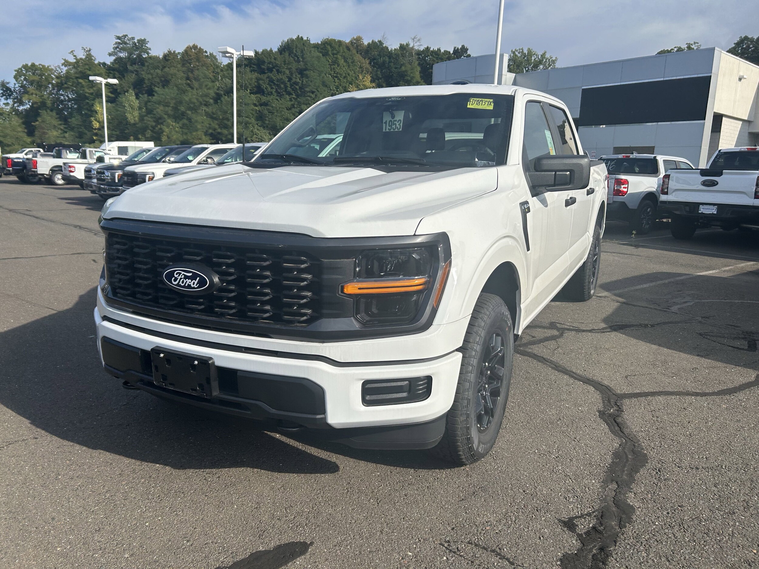 2025 Ford F-150 STX photo 4
