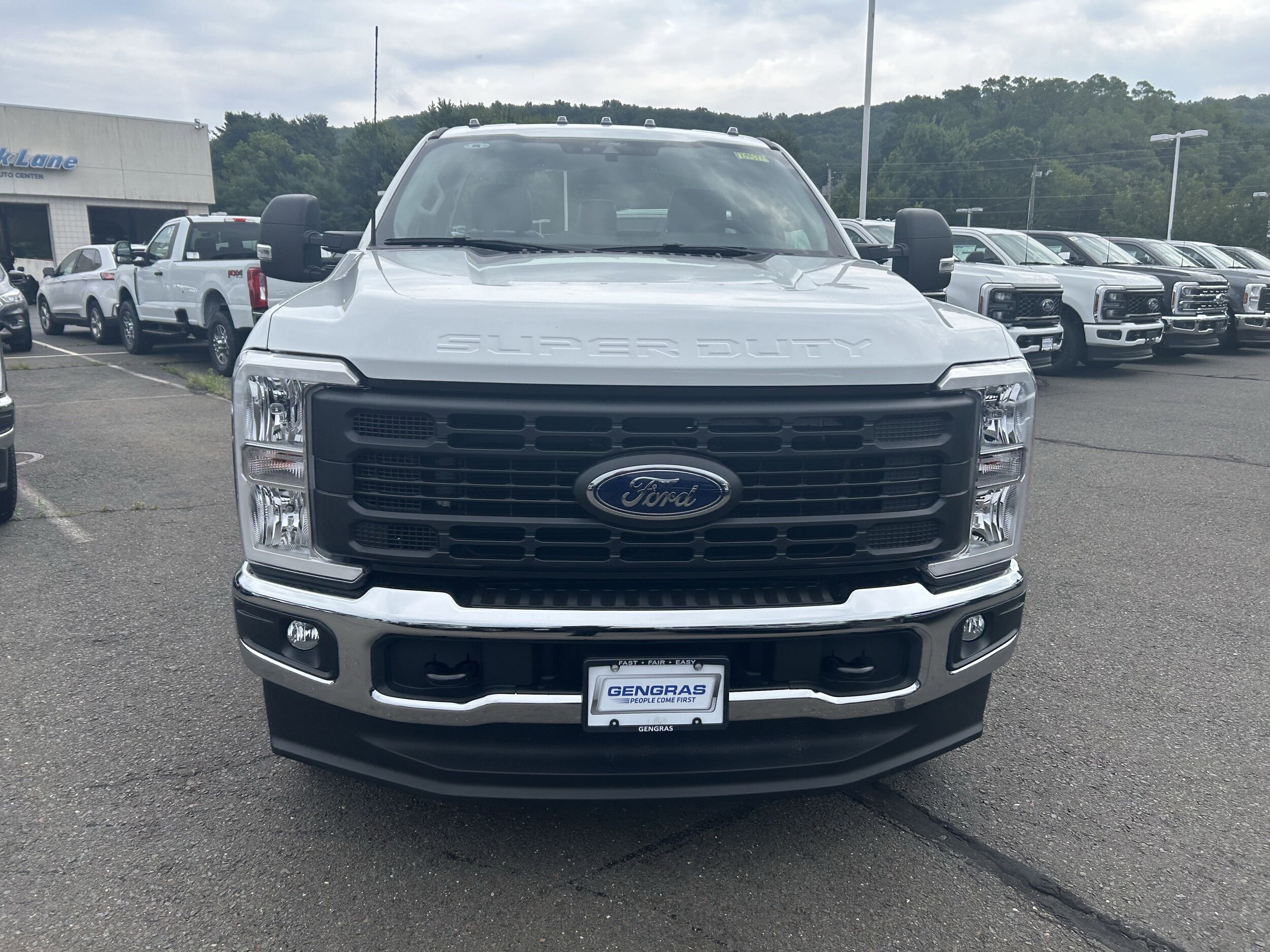 2025 Ford F-250 XL photo 3