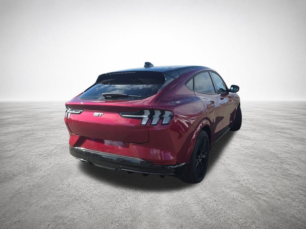 2025 Ford Mustang Mach-E GT - Photo 8