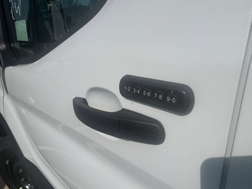 2025 Ford Transit Van Base - Photo 30