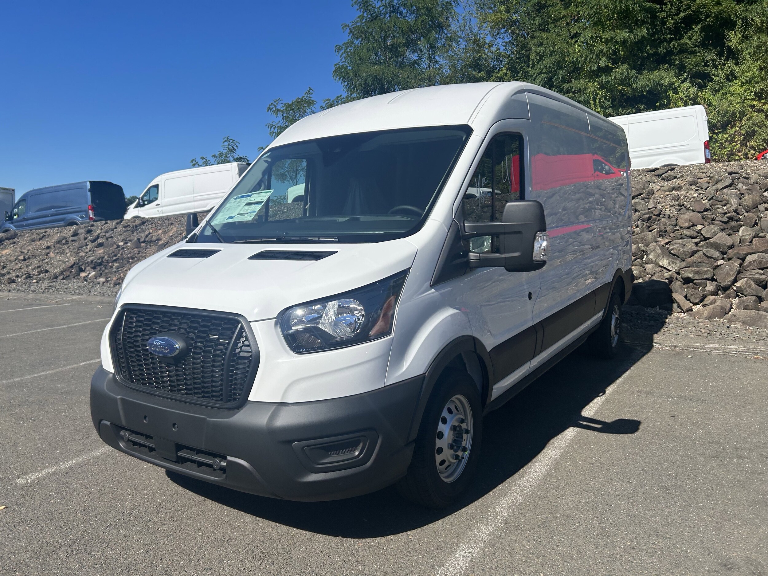 2025 Ford Transit photo 4
