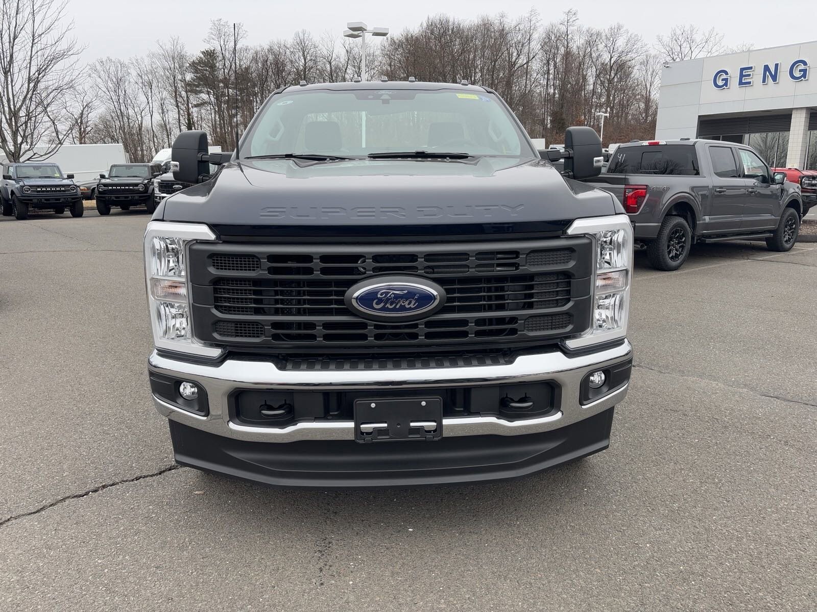 2025 Ford F-250 XLT photo 2
