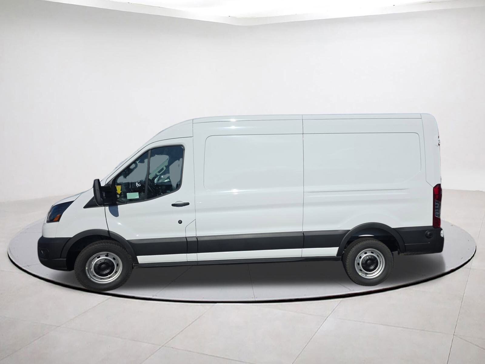 2025 Ford Transit photo 2