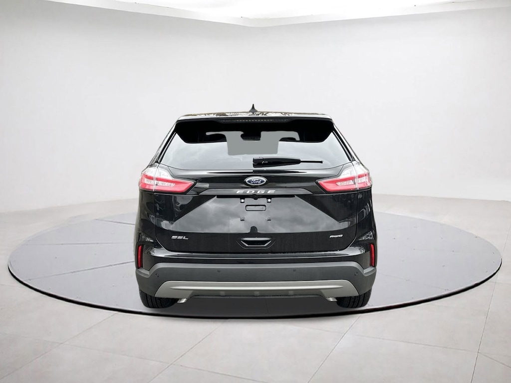 New 2024 Ford Edge SEL SUV