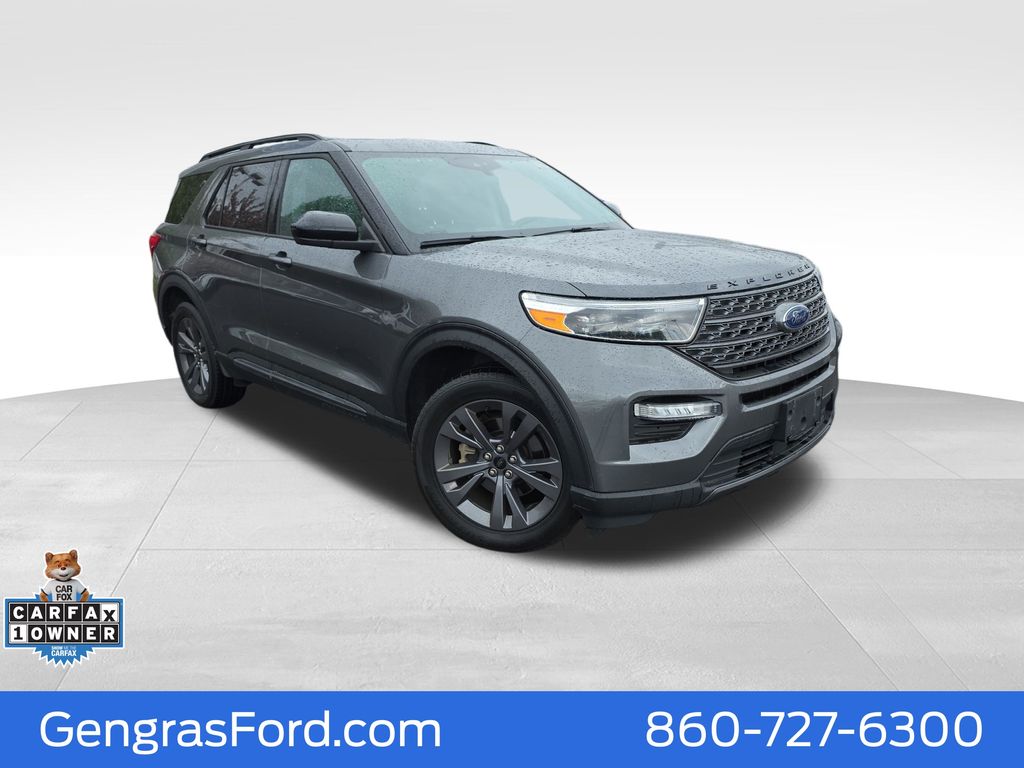 2023 Ford Explorer XLT 4WD's photo