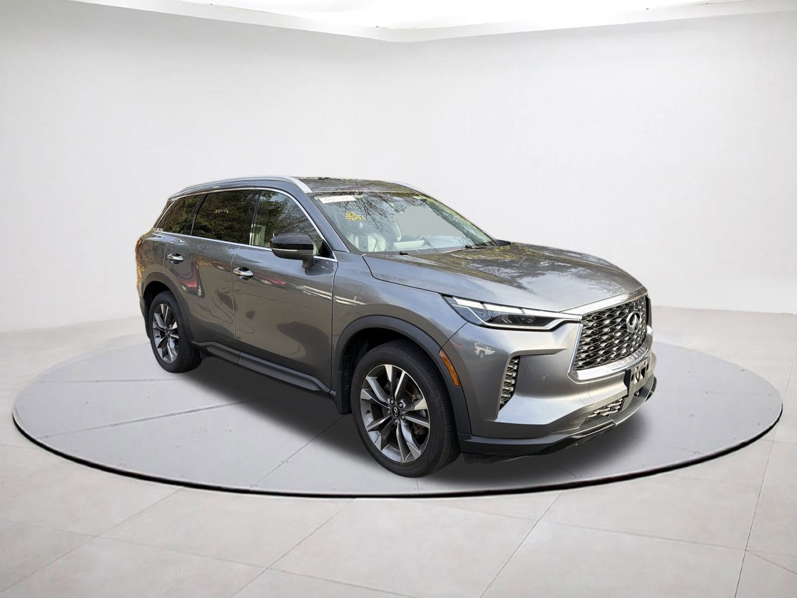 2023 INFINITI QX60 LUXE's photo