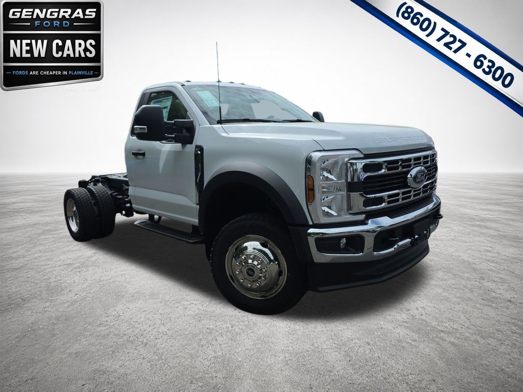 2026 Ford F-550 Super Duty Chassis Cab