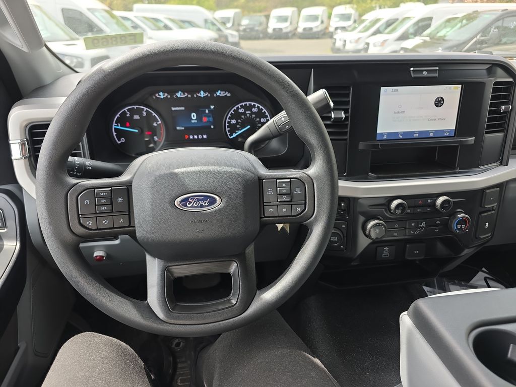 2025 Ford F-550 Super Duty Chassis Cab XL - Photo 23