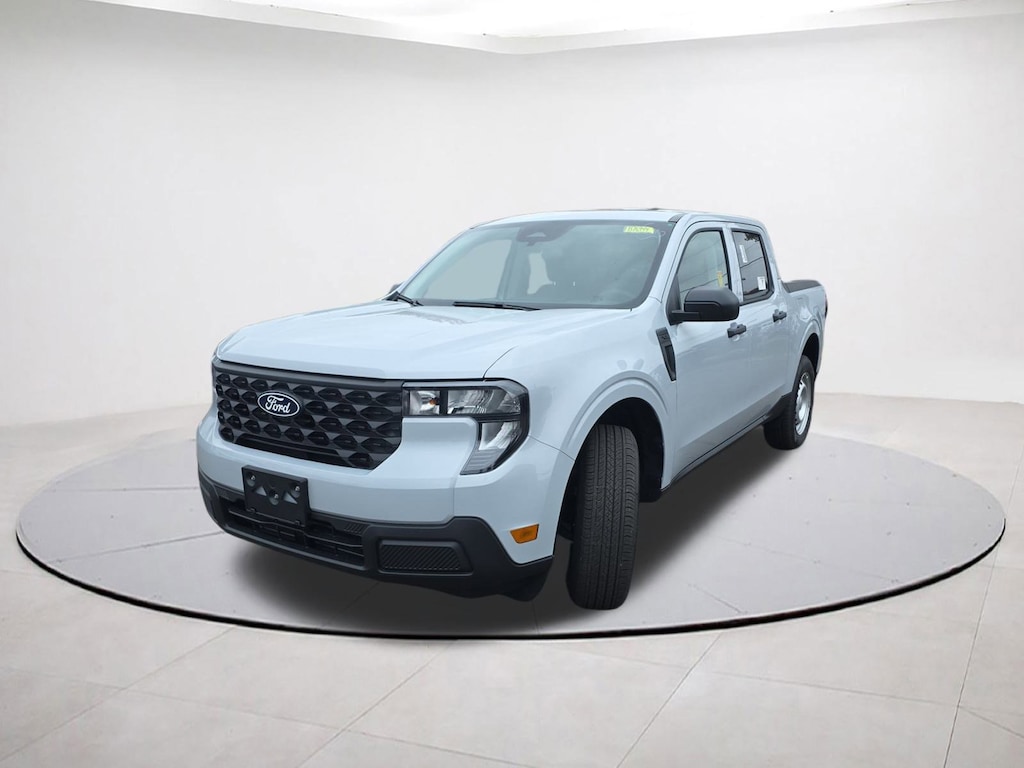 New 2025 Ford Maverick XL Truck SuperCrew