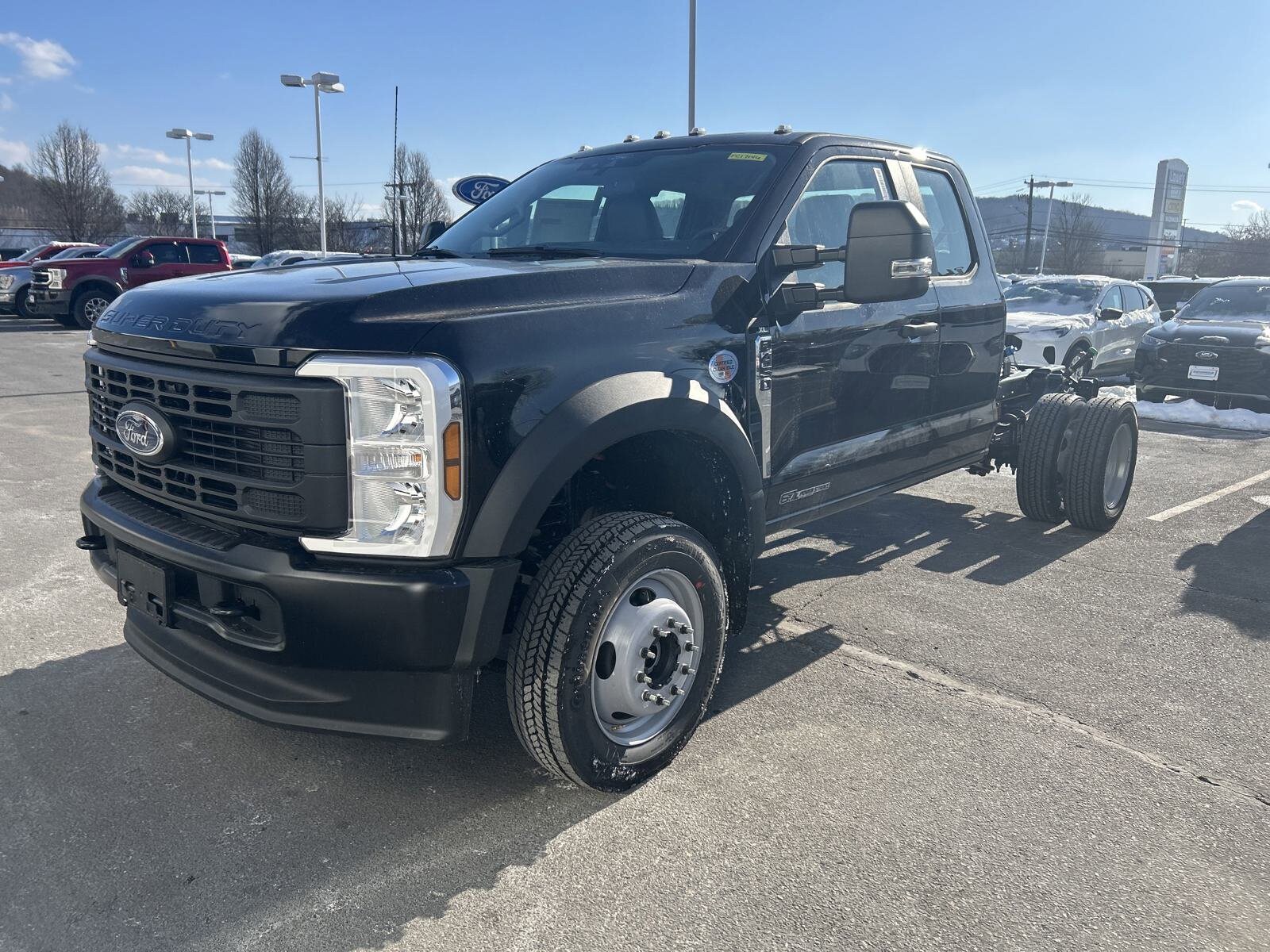 2025 Ford F-450 XL photo 3