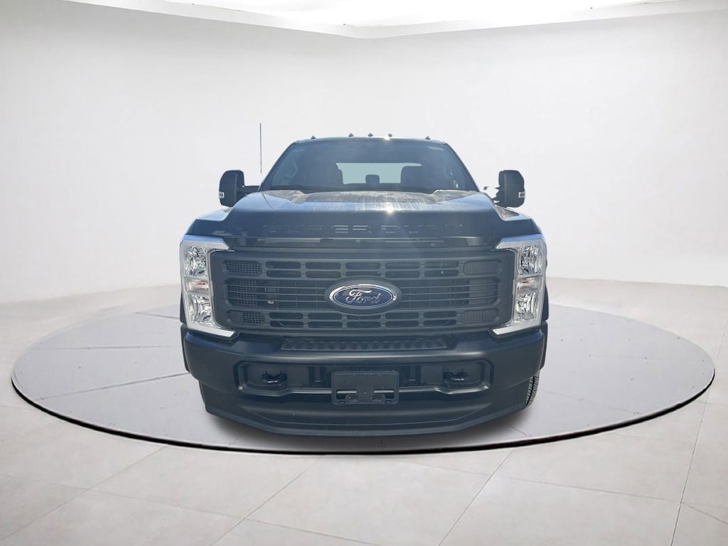 New 2025 Ford F-450 Chassis XL Truck Super Cab