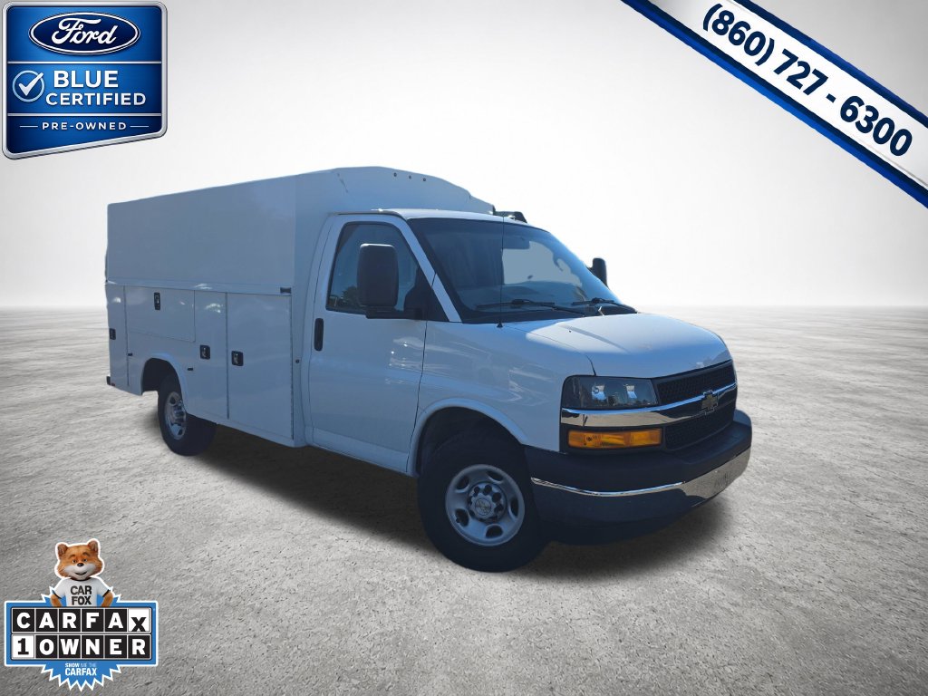 2022 Chevrolet Express Cutaway