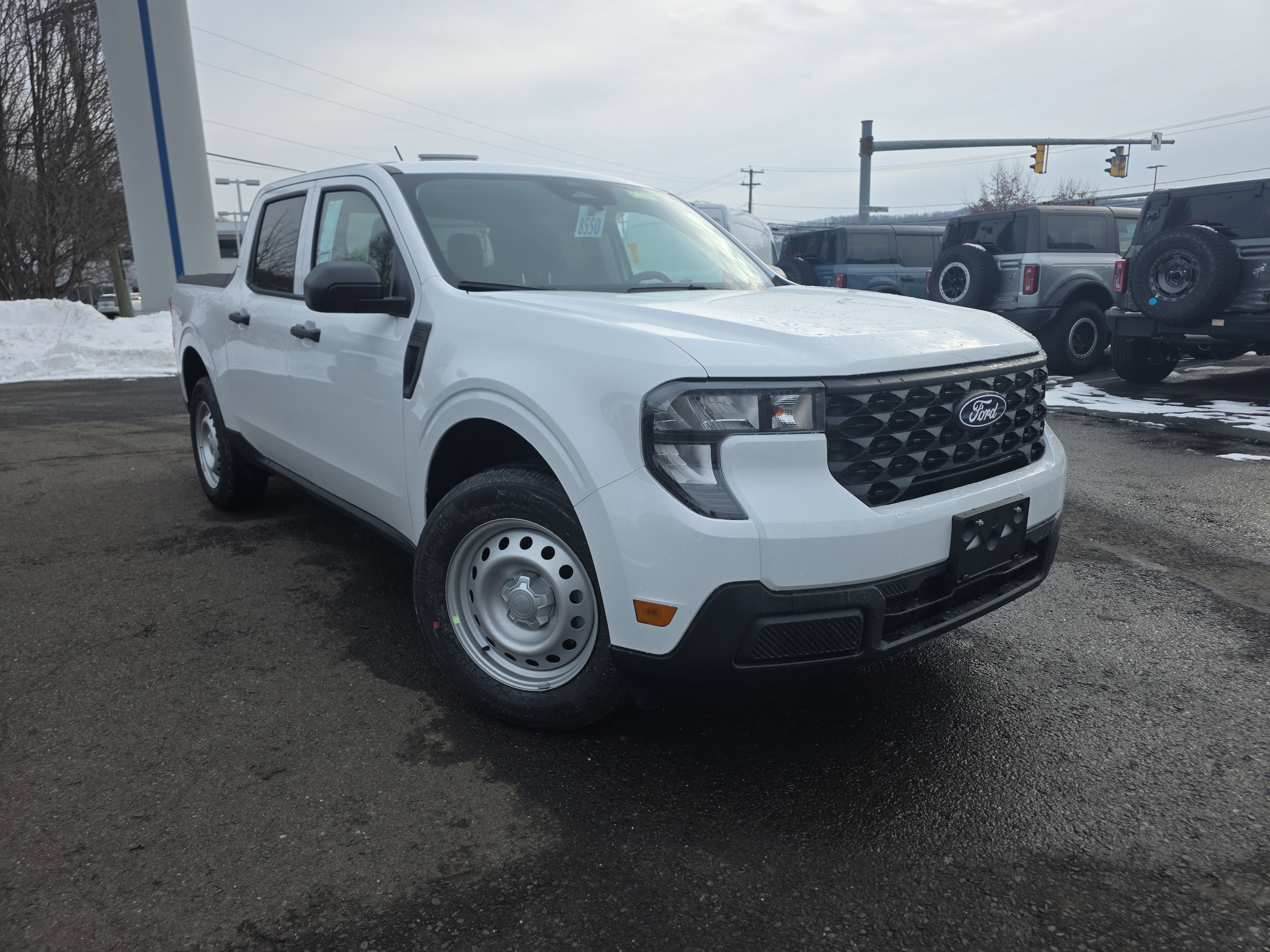 2026 Ford Maverick XL's photo