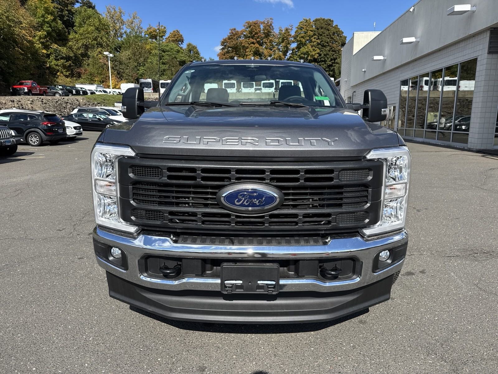 2023 Ford F-250 XL photo 2
