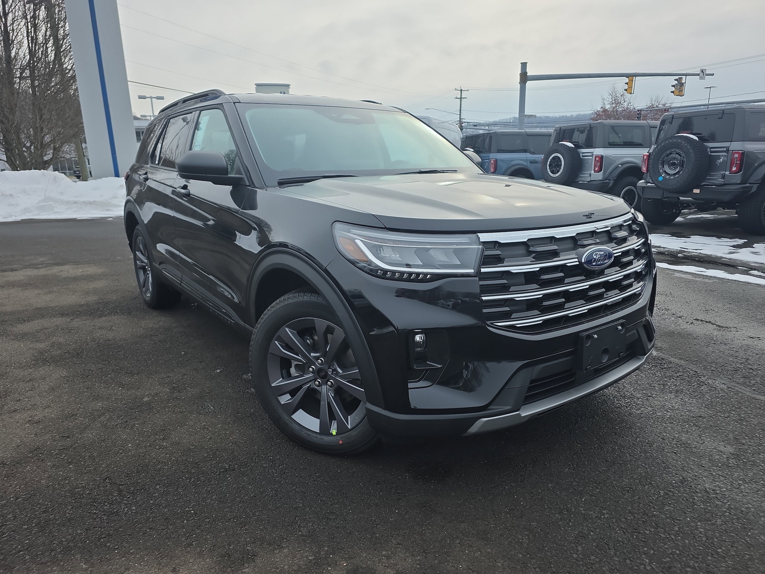 2026 Ford Explorer Active's photo