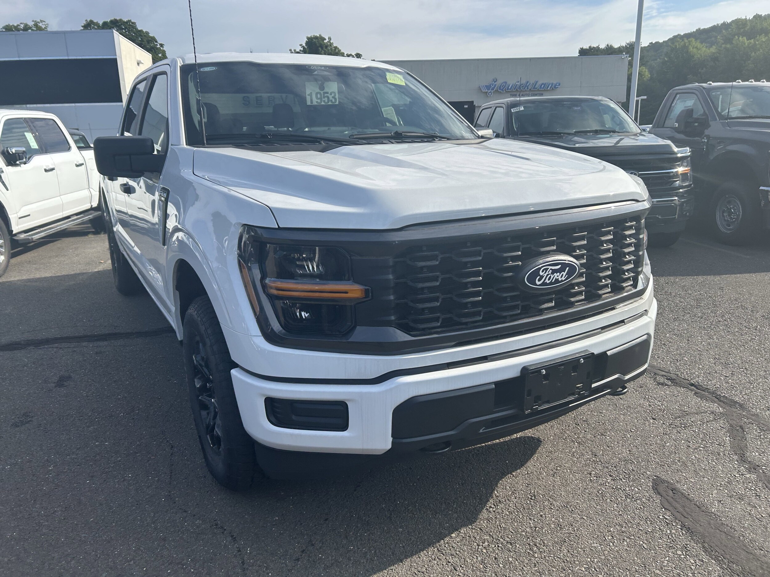 2025 Ford F-150 STX photo 2