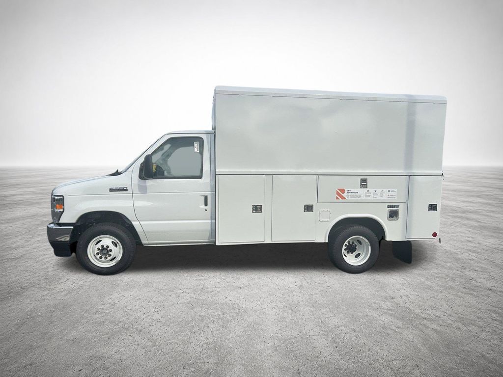 2026 Ford E-Series Cutaway Base - Photo 7