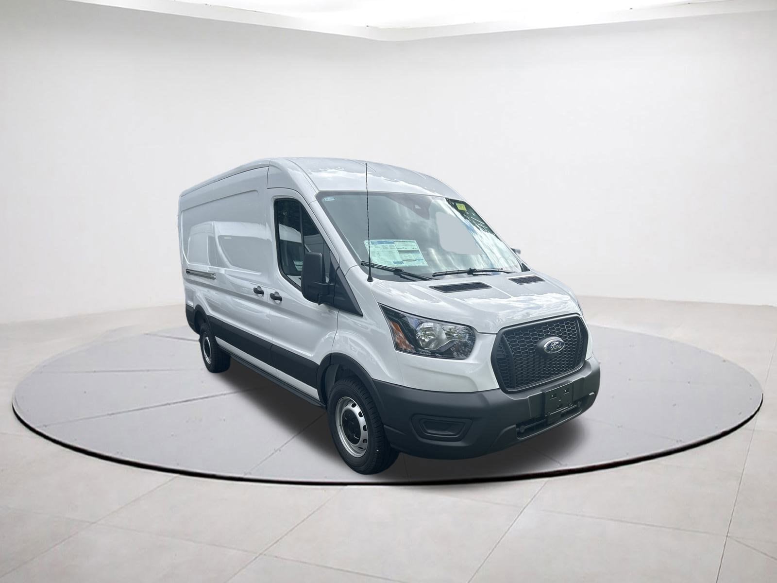 2025 Ford Transit Van Base's photo