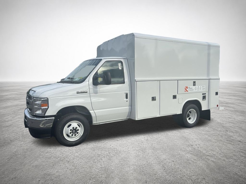 2026 Ford E-Series Cutaway Base - Photo 39