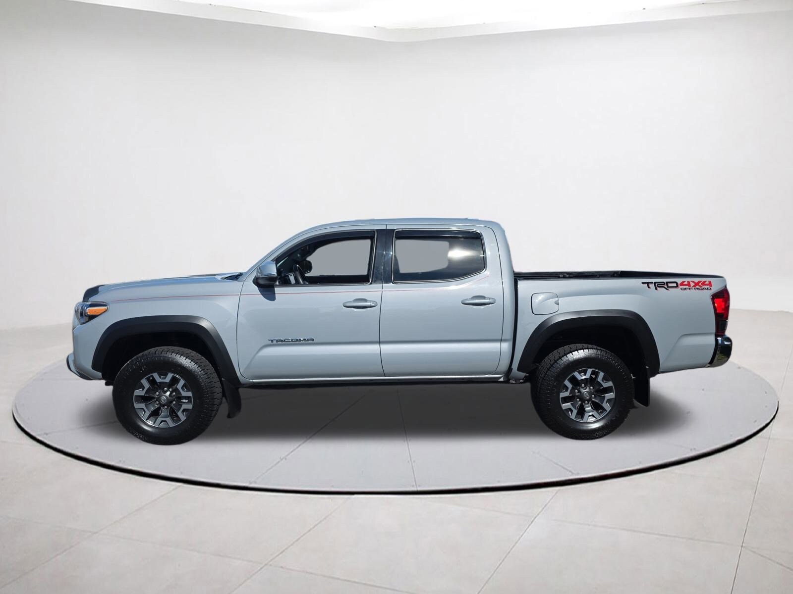 2019 Toyota Tacoma 4x4 TRD Off-Road V6 photo 4
