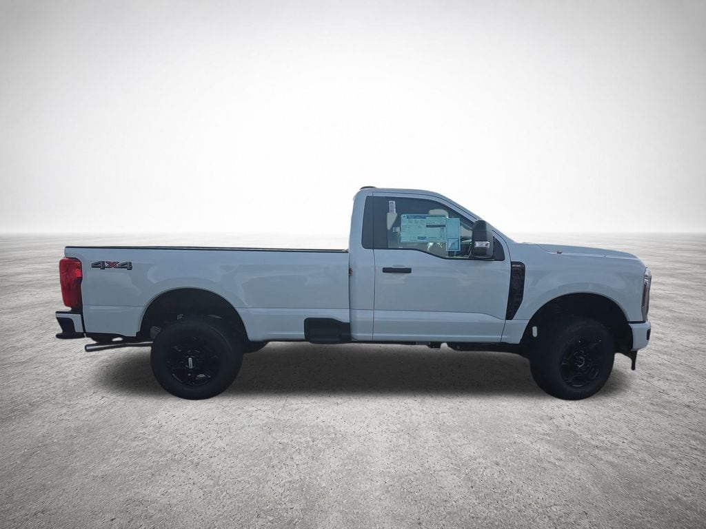 2026 Ford F-350 Super Duty XL - Photo 9