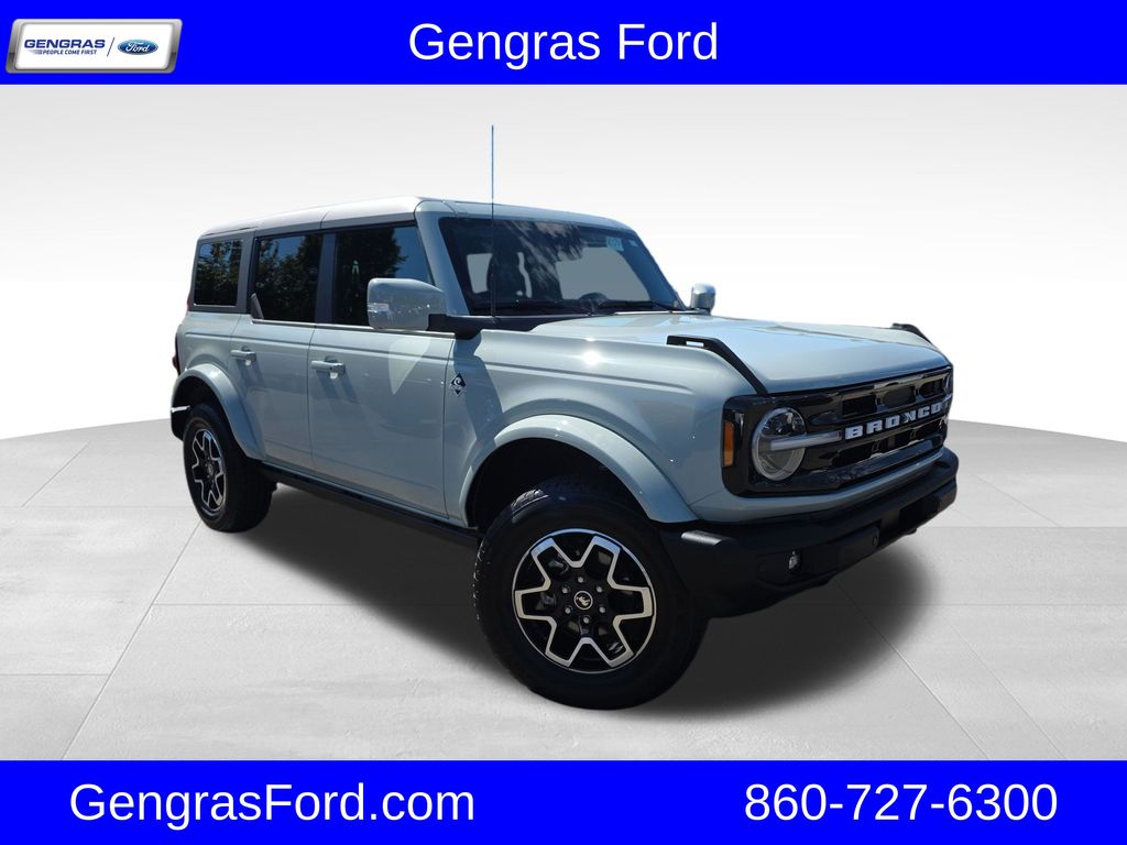 2024 Ford Bronco Outer Banks 4x4's photo