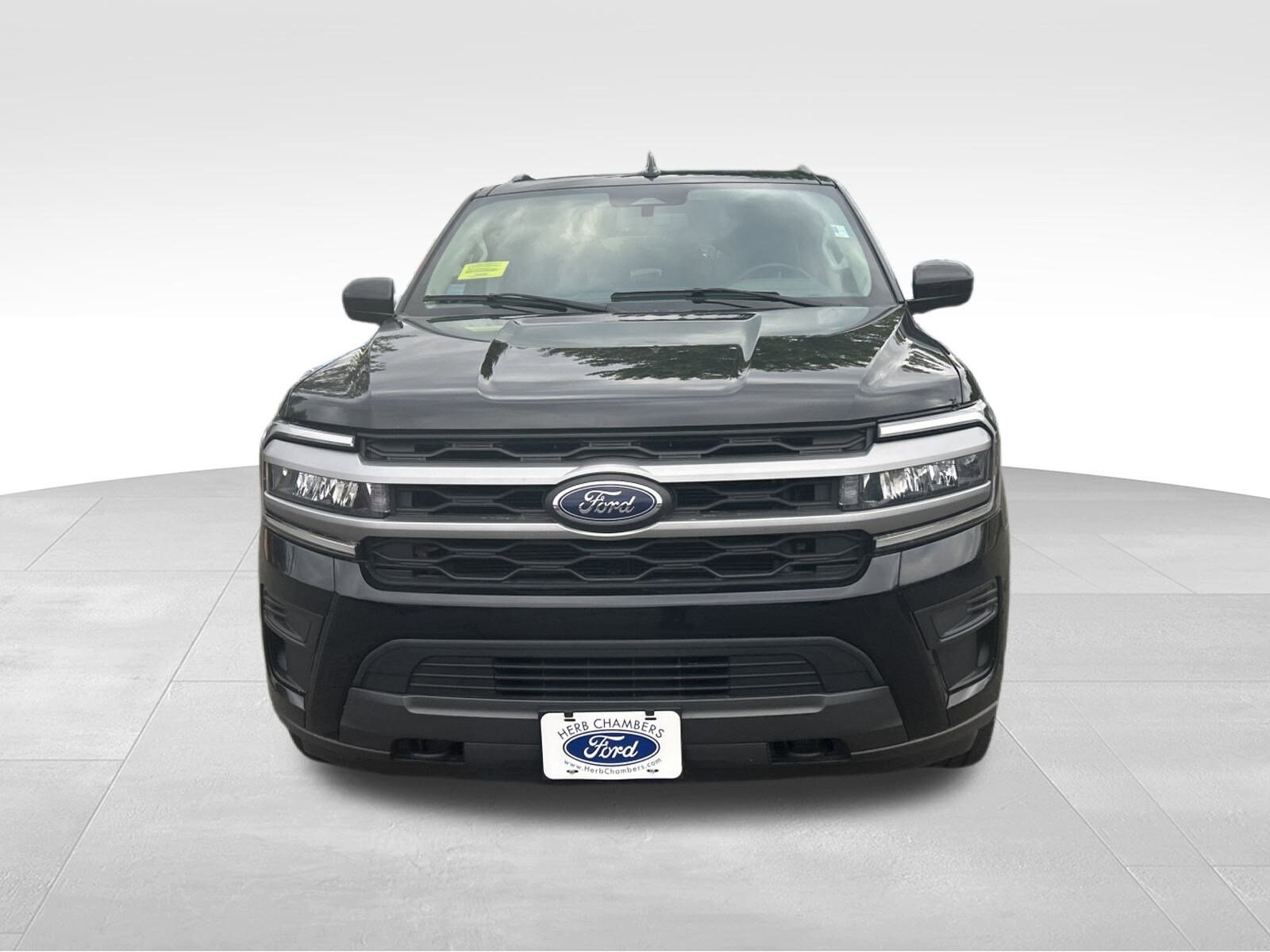 2022 Ford Expedition XLT photo 4
