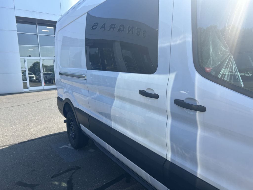 2025 Ford Transit Van Base - Photo 16