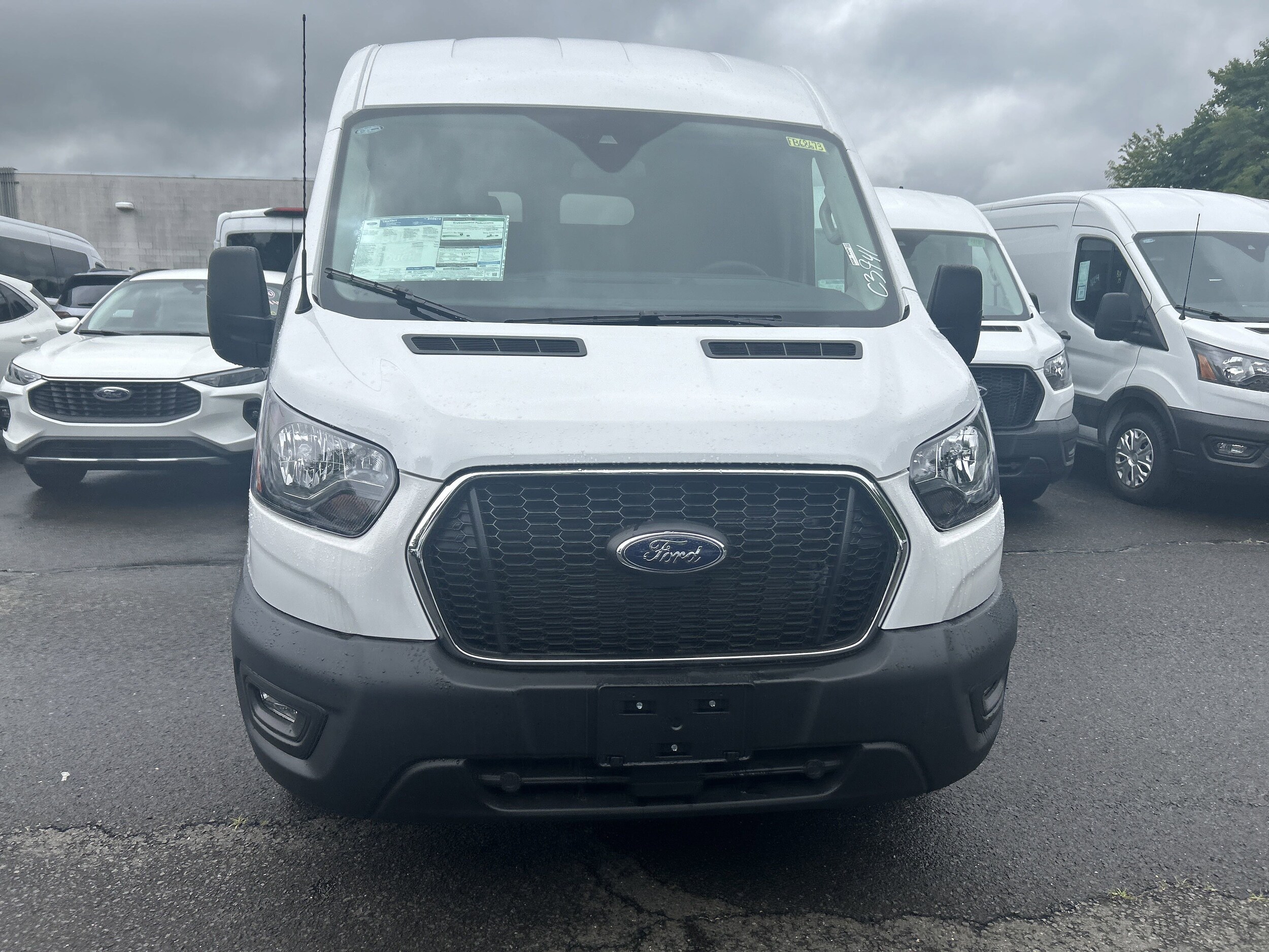 2024 Ford Transit photo 4
