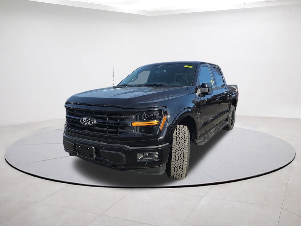 New 2025 Ford F-150 XLT Truck SuperCrew Cab